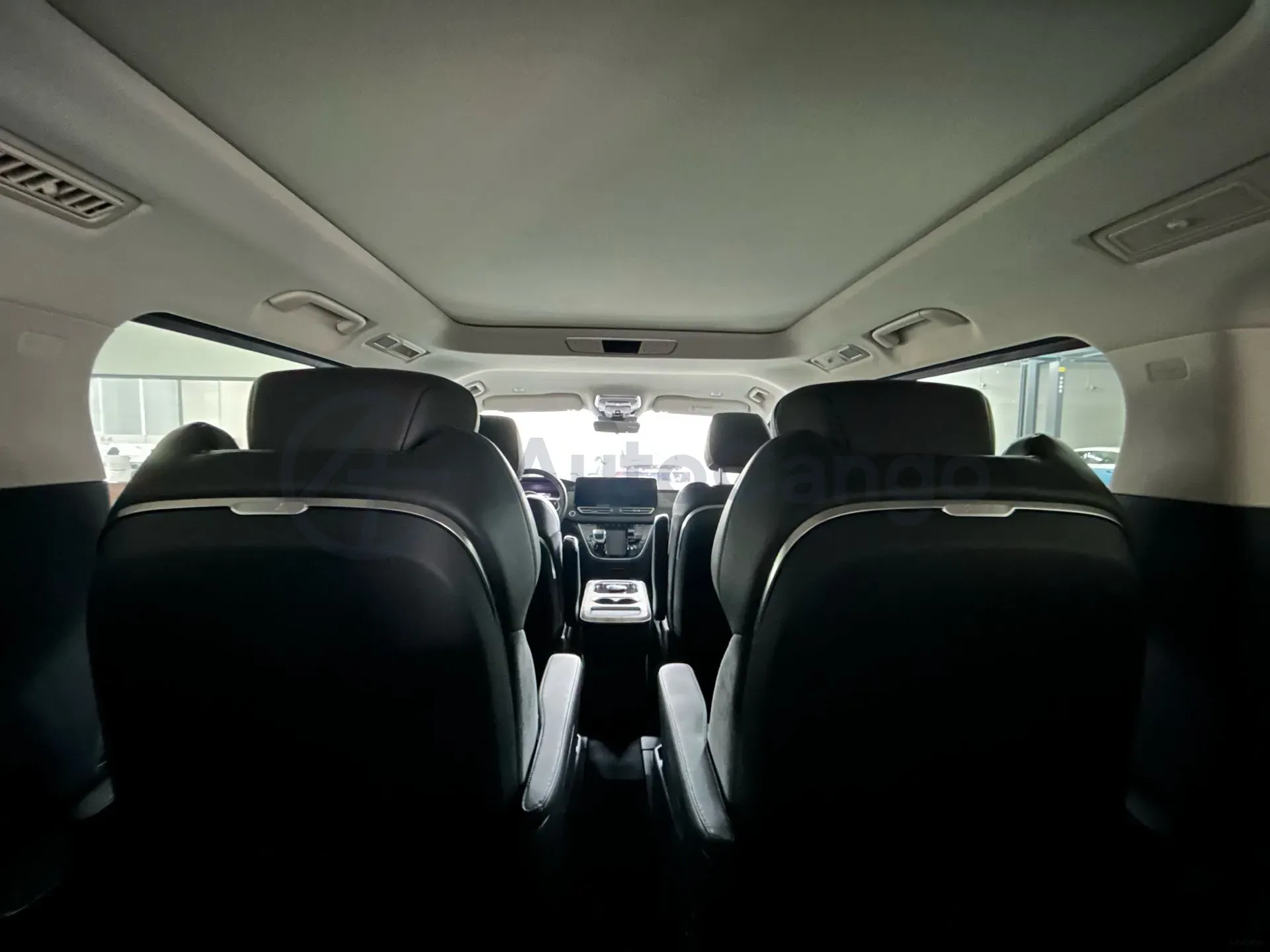 2024 HongQi HQ9 2.0T 163HP L4 1DHT PHEV 20.14KWH,autocango,china used car exporter,china ev exporter,chinese used car exporter,chinese used ev exporter