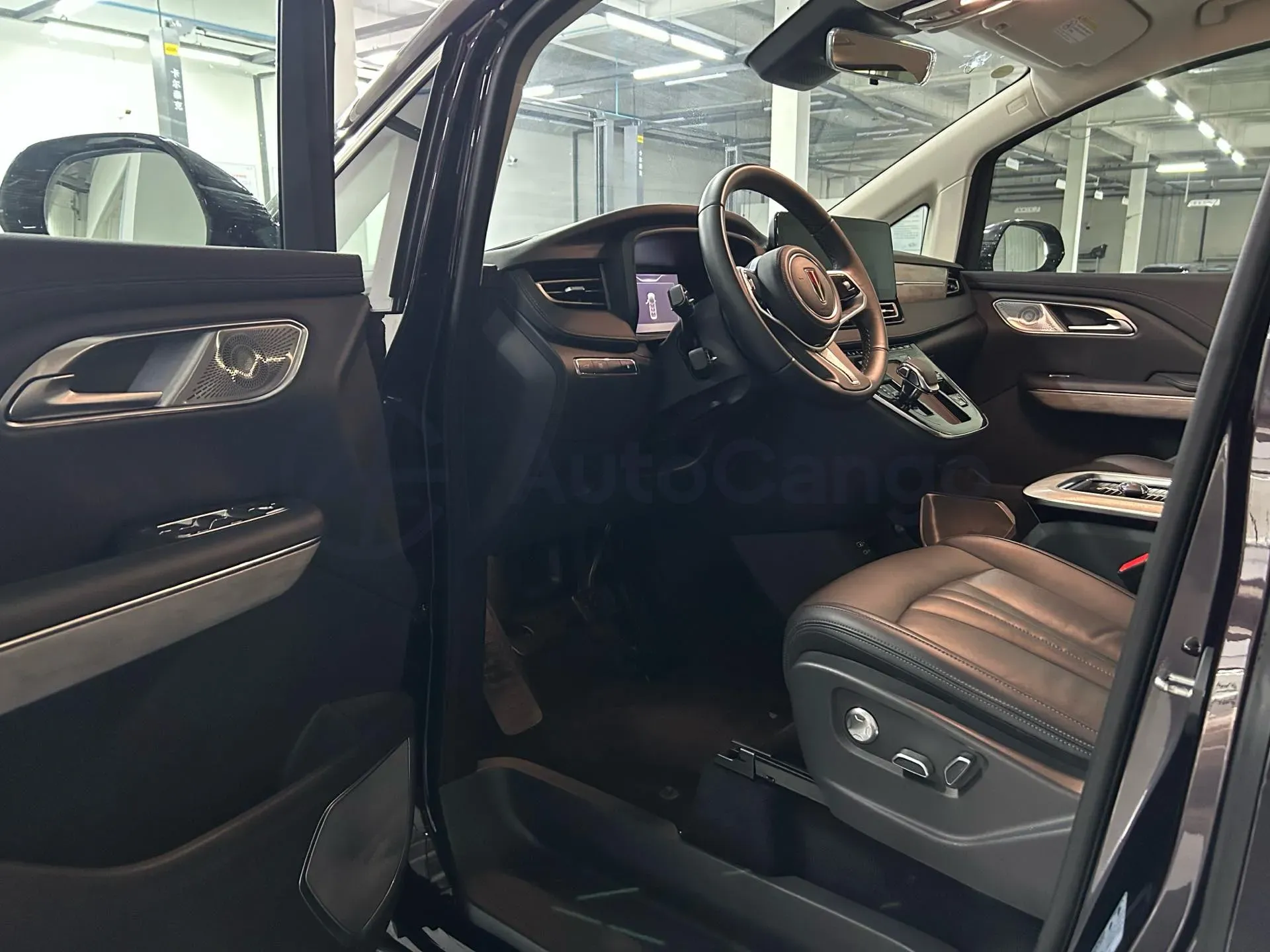 2024 HongQi HQ9 2.0T 163HP L4 1DHT PHEV 20.14KWH,autocango,china used car exporter,china ev exporter,chinese used car exporter,chinese used ev exporter