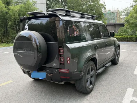 2023 Land Rover Defender 3.0T 400HP L6 8AT,autocango,china used car exporter,china ev exporter,chinese used car exporter,chinese used ev exporter