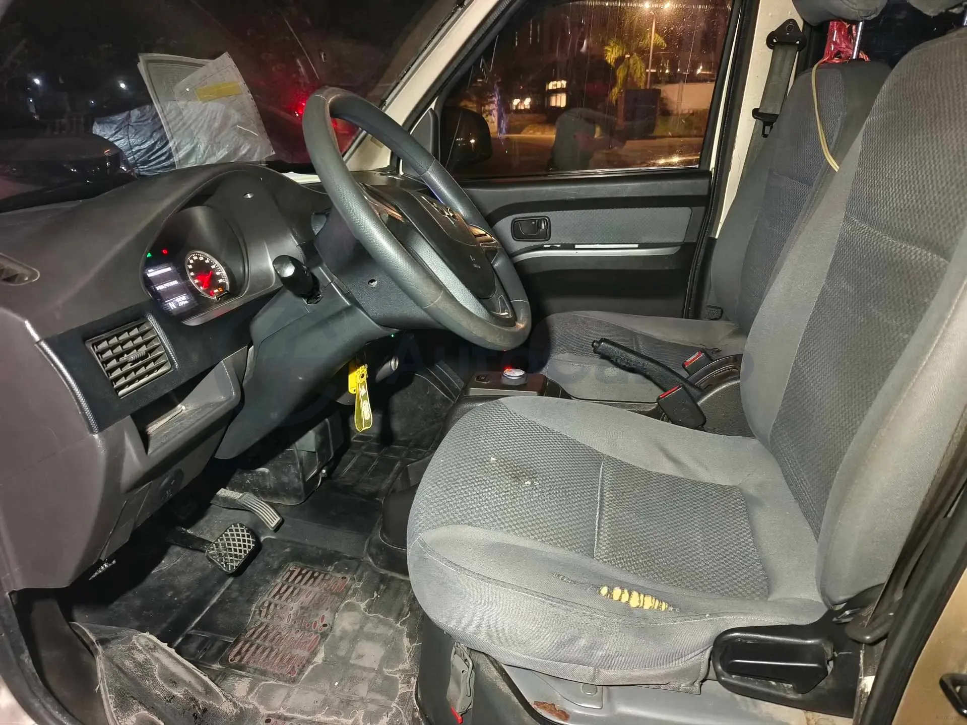 2022 WuLing RongGuang Mini Truck EV BEV 41.5KWH,autocango,china used car exporter,china ev exporter,chinese used car exporter,chinese used ev exporter