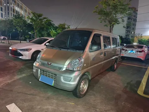 2022 WULING RONGGUANG MINI TRUCK EV,autocango,china used car exporter,china ev exporter,chinese used car exporter,chinese used ev exporter