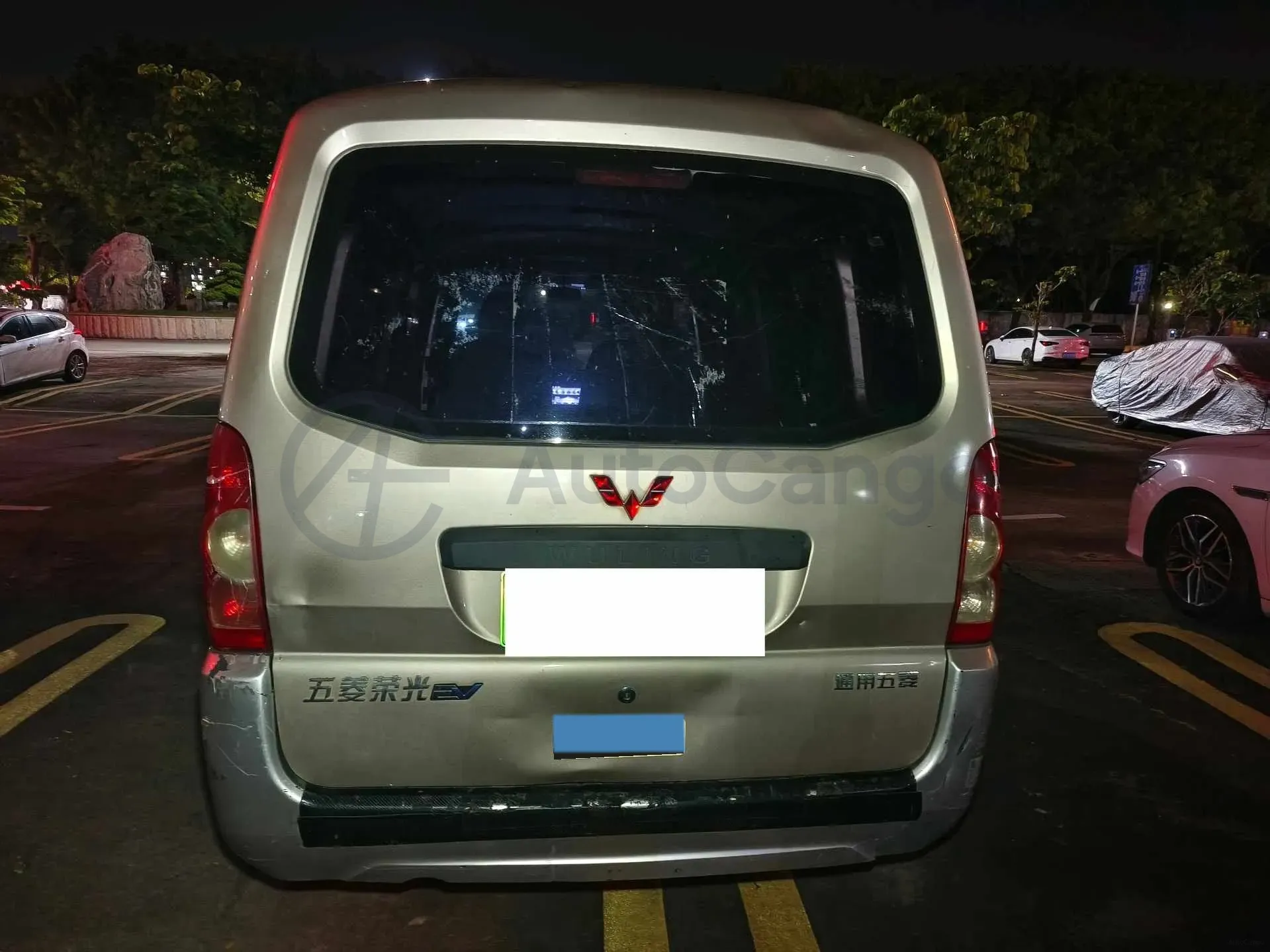 2022 WuLing RongGuang Mini Truck EV BEV 41.5KWH,autocango,china used car exporter,china ev exporter,chinese used car exporter,chinese used ev exporter