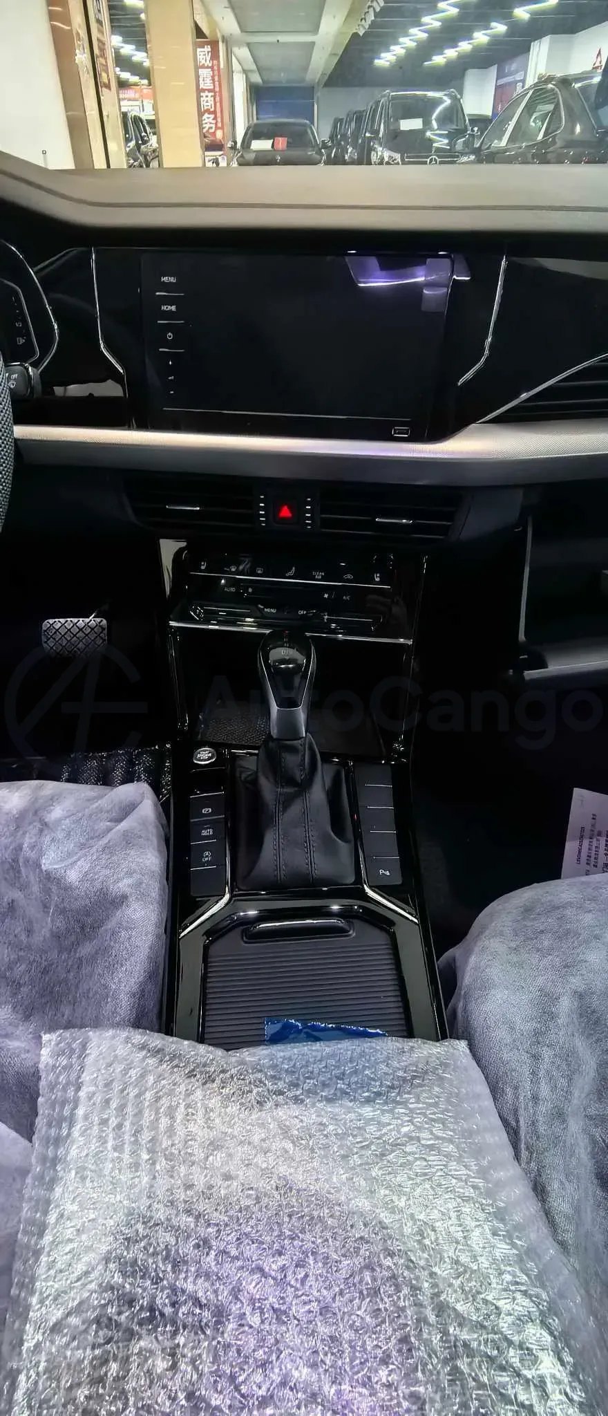 2026 Volkswagen Passat 2.0T 220HP L4 7DCT,autocango,china used car exporter,china ev exporter,chinese used car exporter,chinese used ev exporter