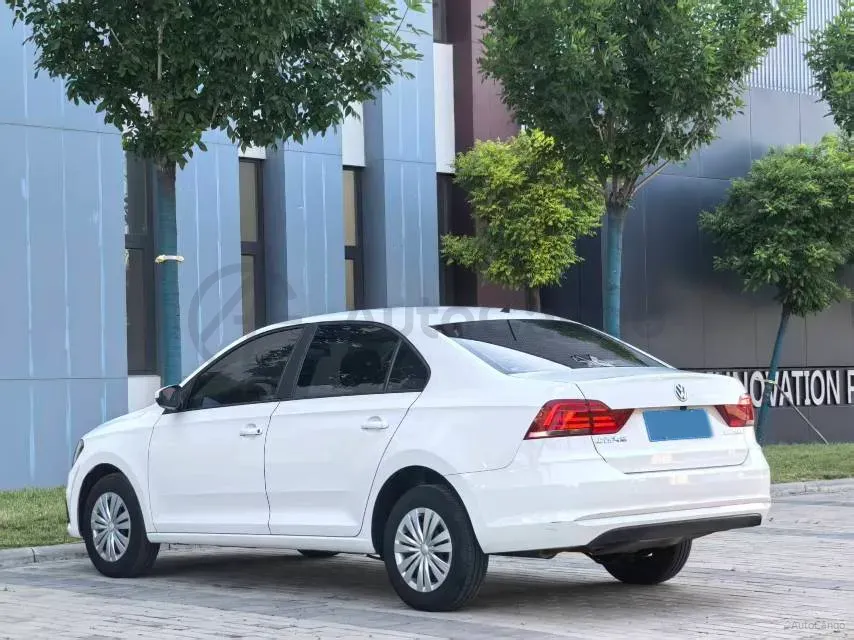 2021 DongFeng Aeolus YiXuan MAX 1.5T 190HP L4 7DCT,autocango,china used car exporter,china ev exporter,chinese used car exporter,chinese used ev exporter
