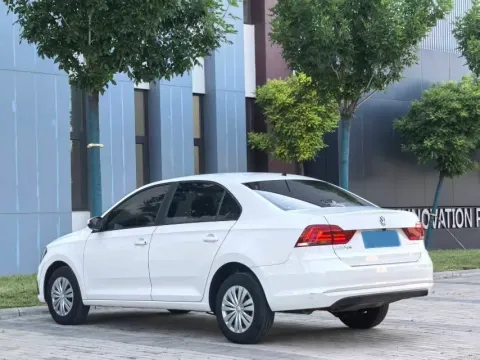 2021 DongFeng Aeolus YiXuan MAX 1.5T 190HP L4 7DCT