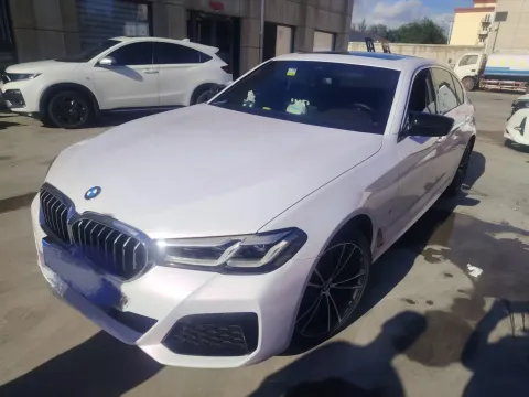 2022 BMW 5 SERIES,autocango,china used car exporter,china ev exporter,chinese used car exporter,chinese used ev exporter