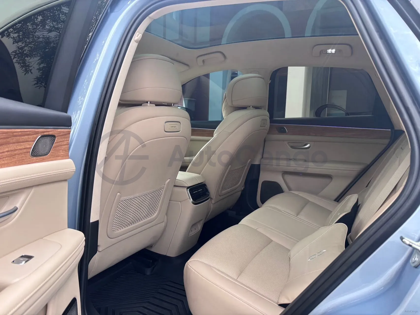 2023 HIMA AITO M5 1.5T 152HP L4 REEV 40KWH,autocango,china used car exporter,china ev exporter,chinese used car exporter,chinese used ev exporter