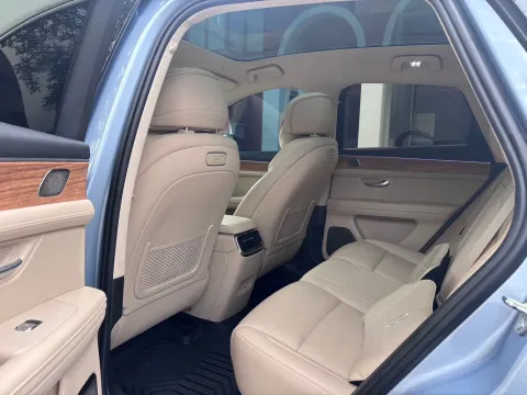 2023 HIMA AITO M5 1.5T 152HP L4 REEV 40KWH