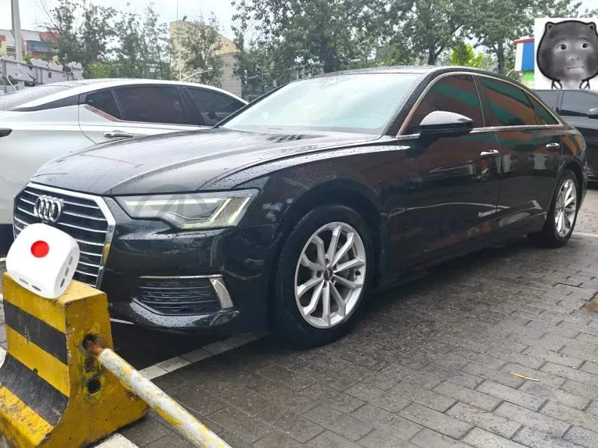 2021 Audi A6L 2.0T 190HP L4 7DCT,autocango,china used car exporter,china ev exporter,chinese used car exporter,chinese used ev exporter