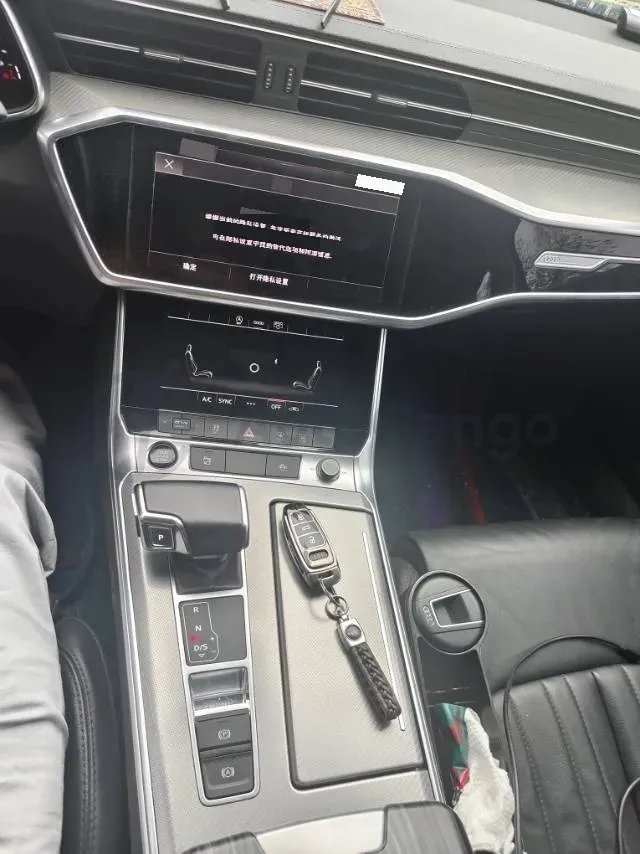 2021 Audi A6L 2.0T 190HP L4 7DCT,autocango,china used car exporter,china ev exporter,chinese used car exporter,chinese used ev exporter