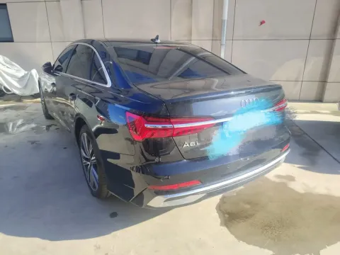 2025 Audi A6L 2.0T 245HP L4 7DCT