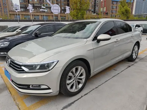 2019 VOLKSWAGEN MAGOTAN,autocango,china used car exporter,china ev exporter,chinese used car exporter,chinese used ev exporter