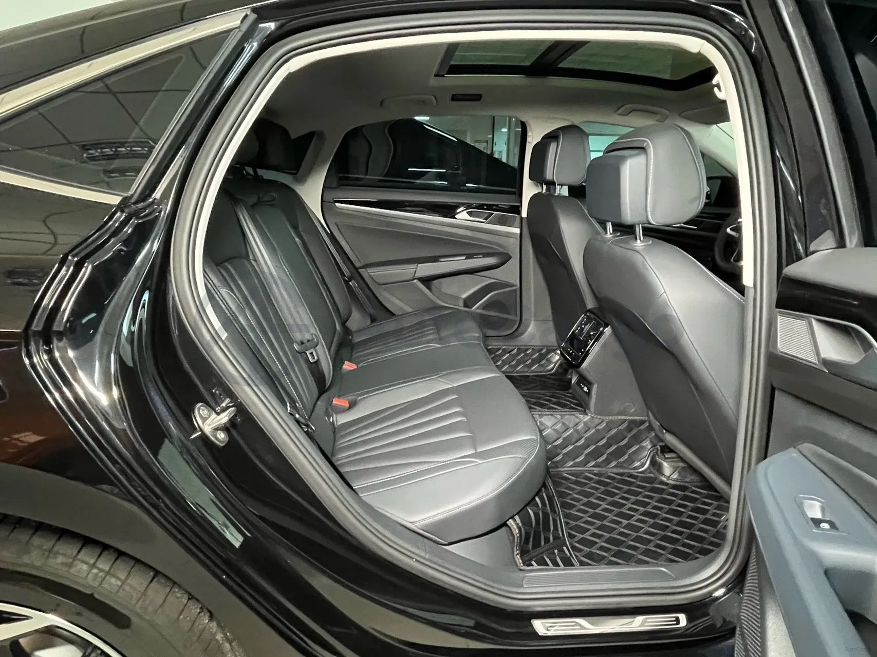 2026 Volkswagen Passat 2.0T 220HP L4 7DCT,autocango,china used car exporter,china ev exporter,chinese used car exporter,chinese used ev exporter