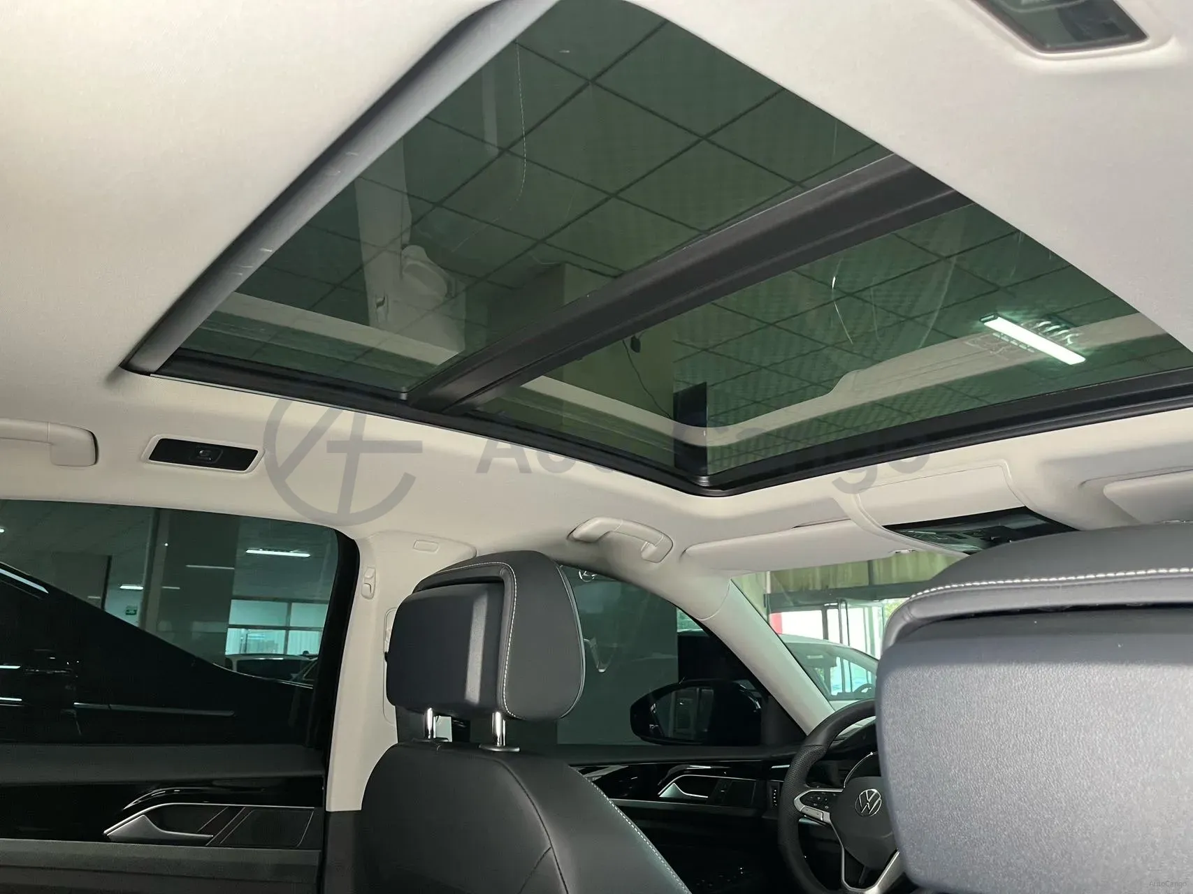2026 Volkswagen Passat 2.0T 220HP L4 7DCT,autocango,china used car exporter,china ev exporter,chinese used car exporter,chinese used ev exporter