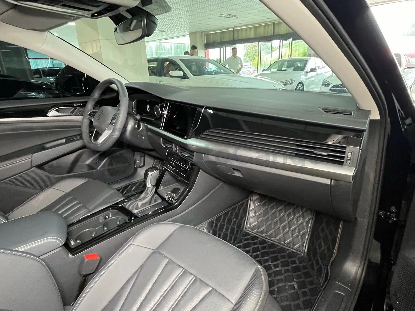 2026 Volkswagen Passat 2.0T 220HP L4 7DCT,autocango,china used car exporter,china ev exporter,chinese used car exporter,chinese used ev exporter