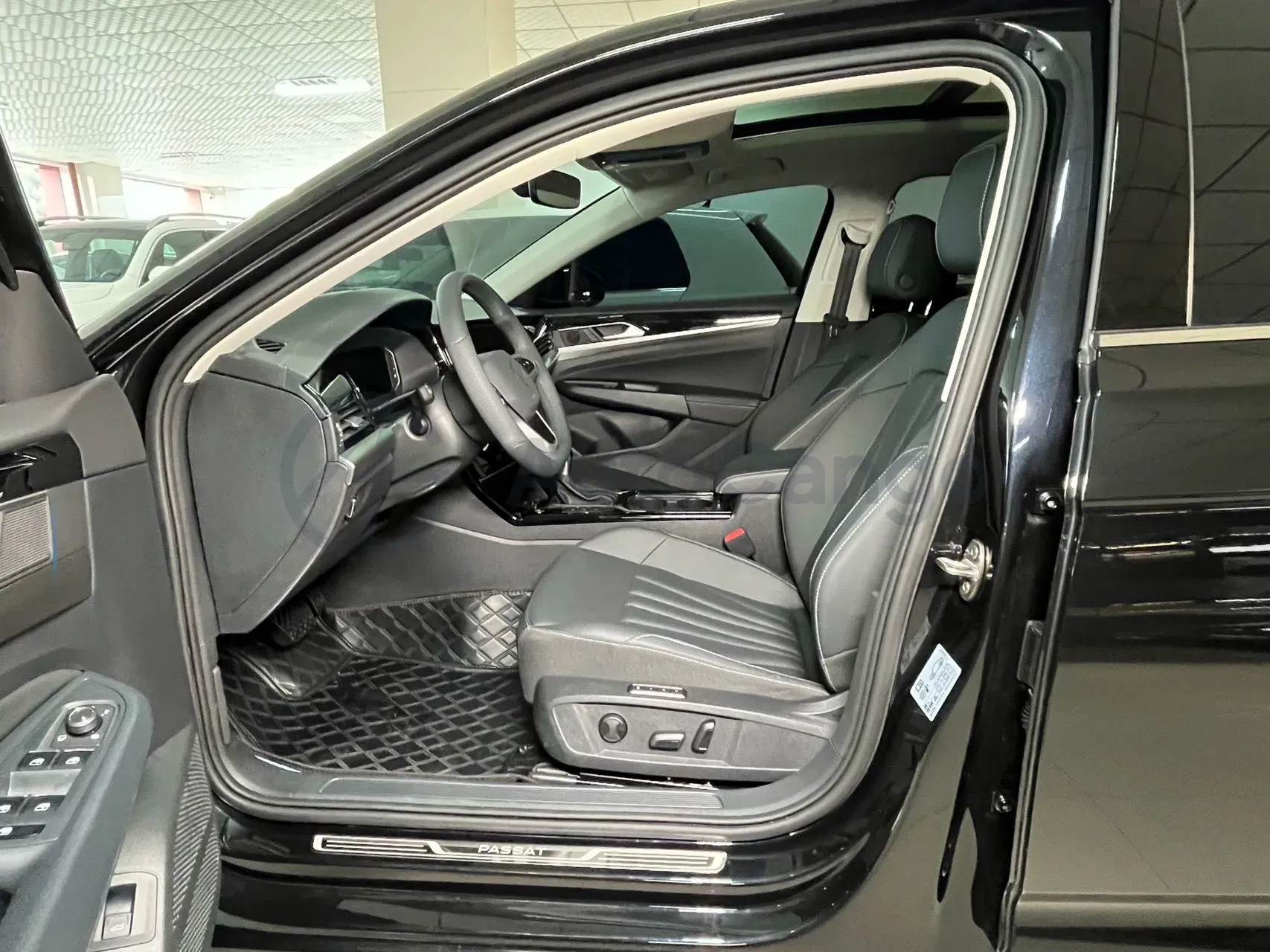 2026 Volkswagen Passat 2.0T 220HP L4 7DCT,autocango,china used car exporter,china ev exporter,chinese used car exporter,chinese used ev exporter