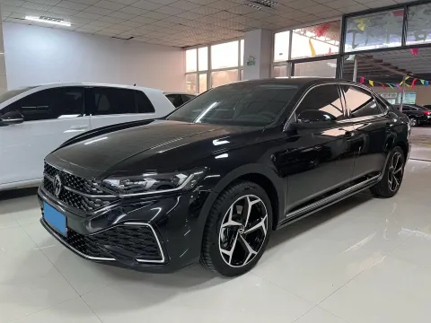 2026 Volkswagen Passat 2.0T 220HP L4 7DCT,autocango,china used car exporter,china ev exporter,chinese used car exporter,chinese used ev exporter