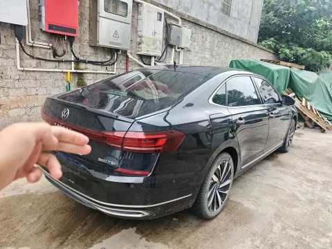 2023 Volkswagen Passat 2.0T 186HP L4 7DCT