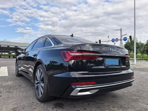 2025 Audi A6L 2.0T 245HP L4 7DCT