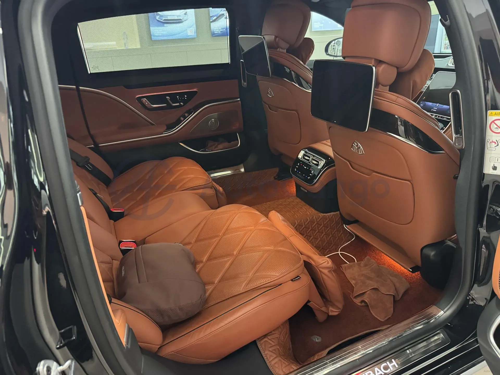2022 Mercedes-Benz Maybach S Class 3.0T 367HP L6 9AT,autocango,china used car exporter,china ev exporter,chinese used car exporter,chinese used ev exporter