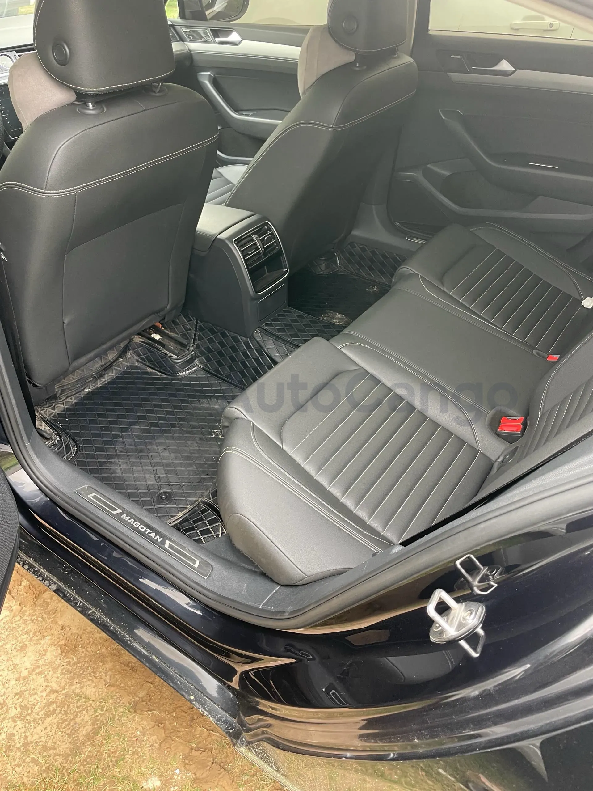 2020 Volkswagen Magotan 1.4T 150HP L4 7DCT,autocango,china used car exporter,china ev exporter,chinese used car exporter,chinese used ev exporter