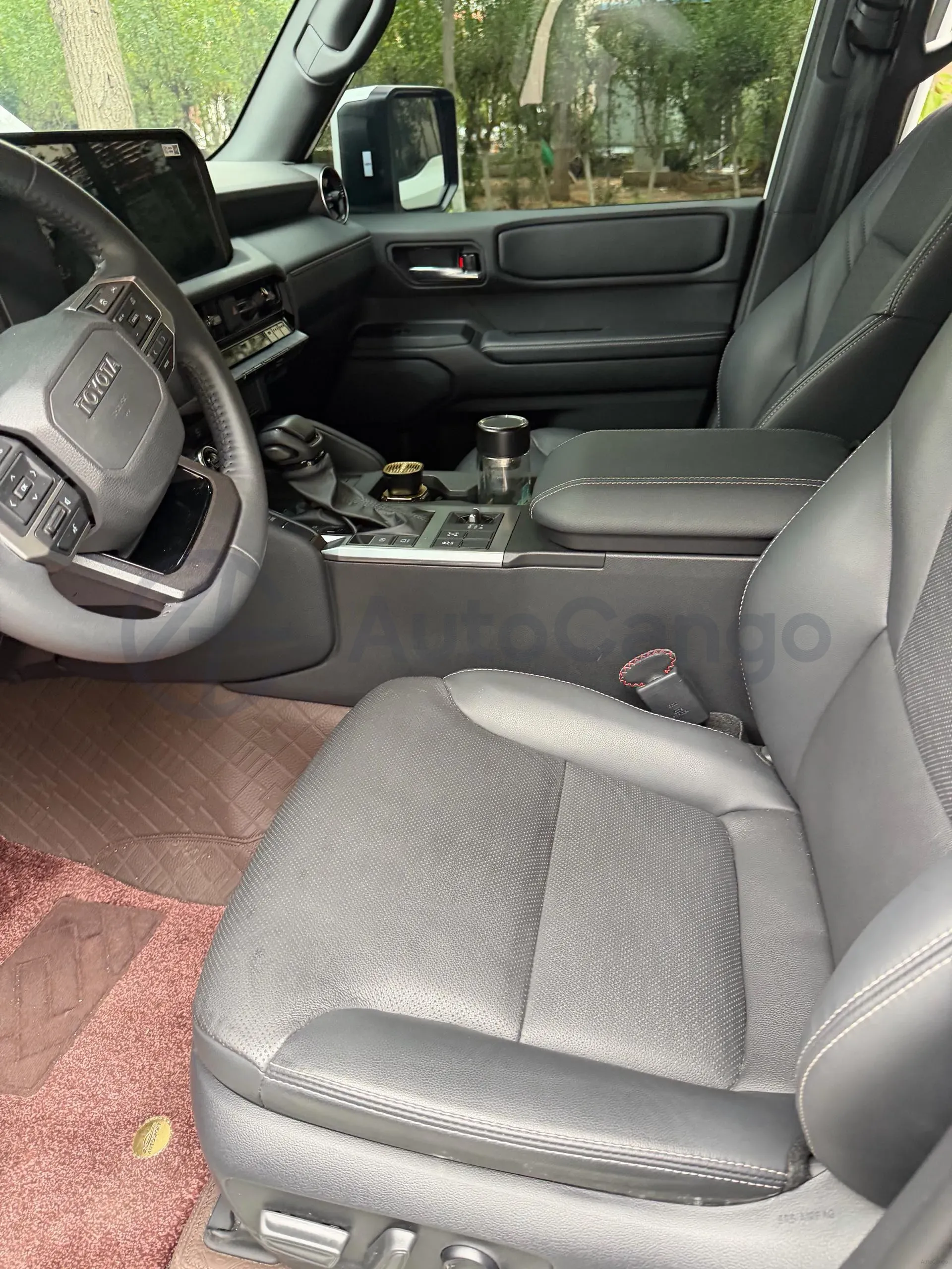 2024 Toyota Land Cruiser Prado 2.4T 282HP L4 8AT Hybrid,autocango,china used car exporter,china ev exporter,chinese used car exporter,chinese used ev exporter