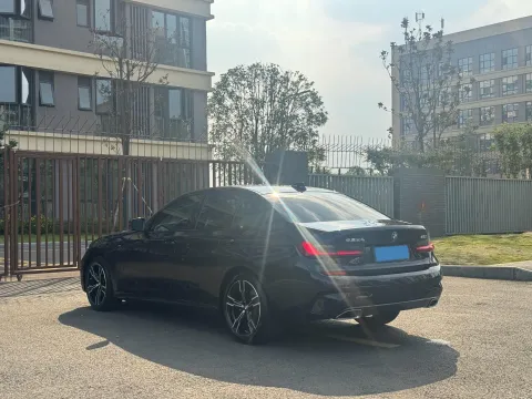 2022 BMW 3 Series 2.0T 184HP L4 8AT