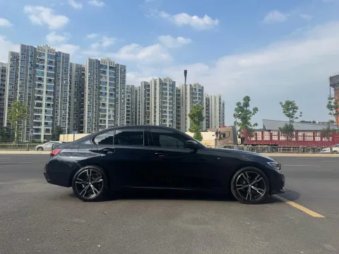 2022 BMW 3 Series 2.0T 184HP L4 8AT