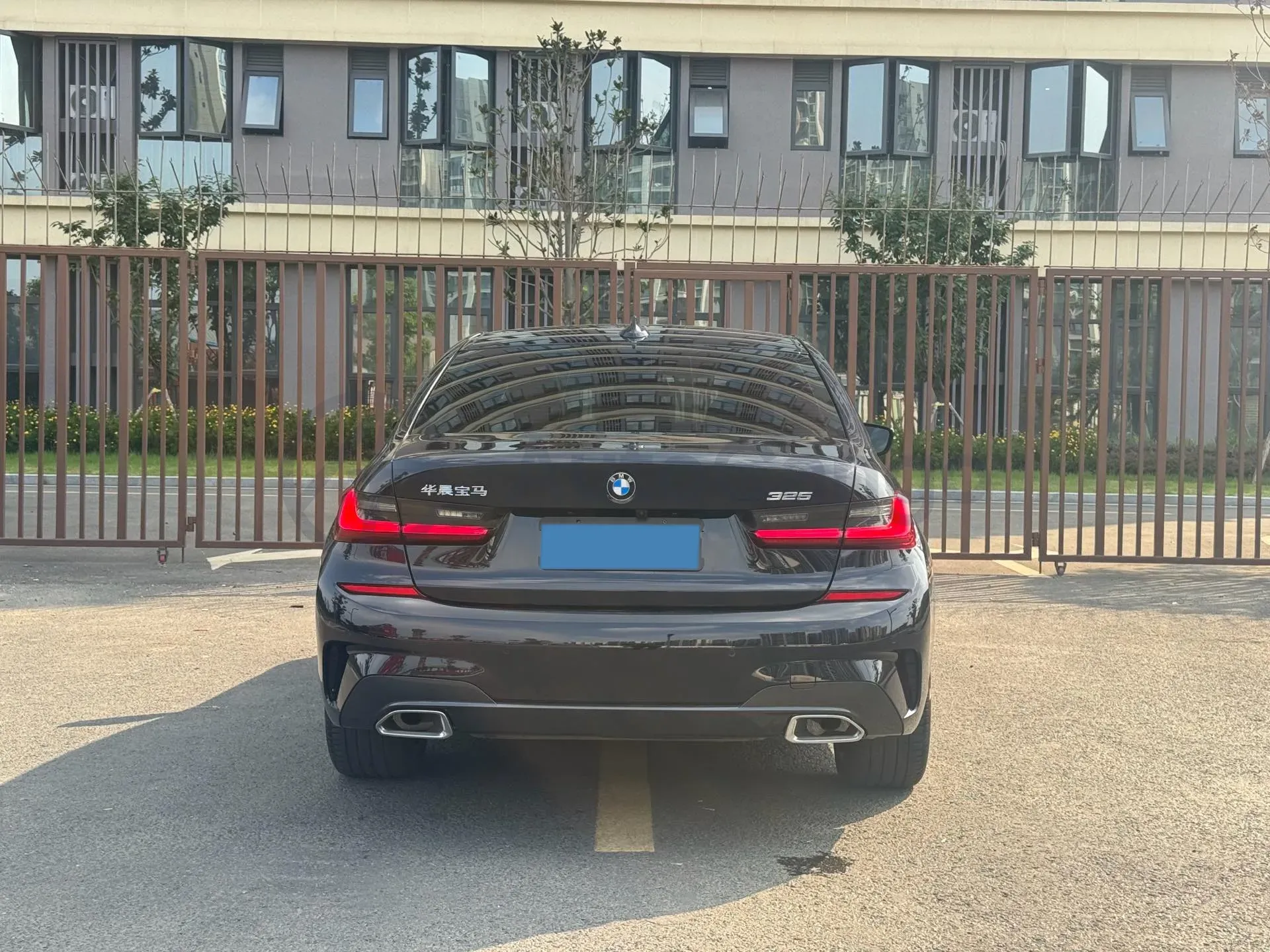 2022 BMW 3 Series 2.0T 184HP L4 8AT,autocango,china used car exporter,china ev exporter,chinese used car exporter,chinese used ev exporter