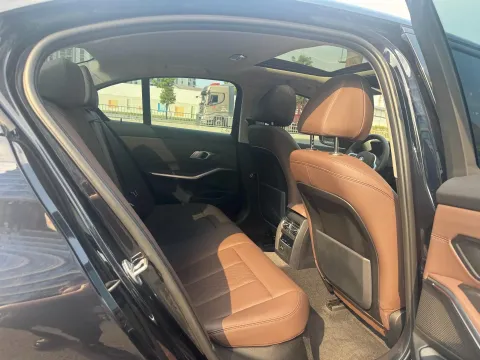 2022 BMW 3 Series 2.0T 184HP L4 8AT