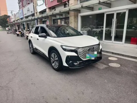 2023 Audi Q4 e-tron BEV 84.8KWH