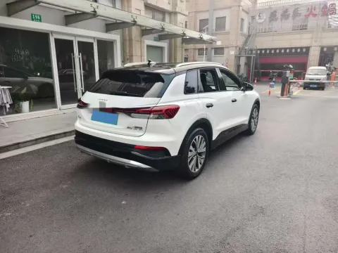2023 Audi Q4 e-tron BEV 84.8KWH