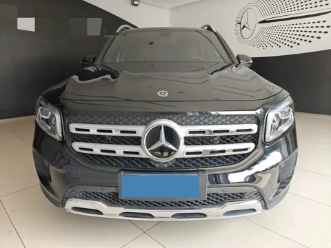 2023 Mercedes-Benz GLB Class 2.0T 190HP L4 8DCT,autocango,china used car exporter,china ev exporter,chinese used car exporter,chinese used ev exporter