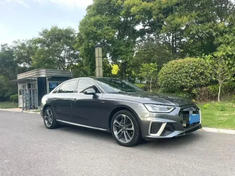 2020 Audi A4L 2.0T 190HP L4 7DCT