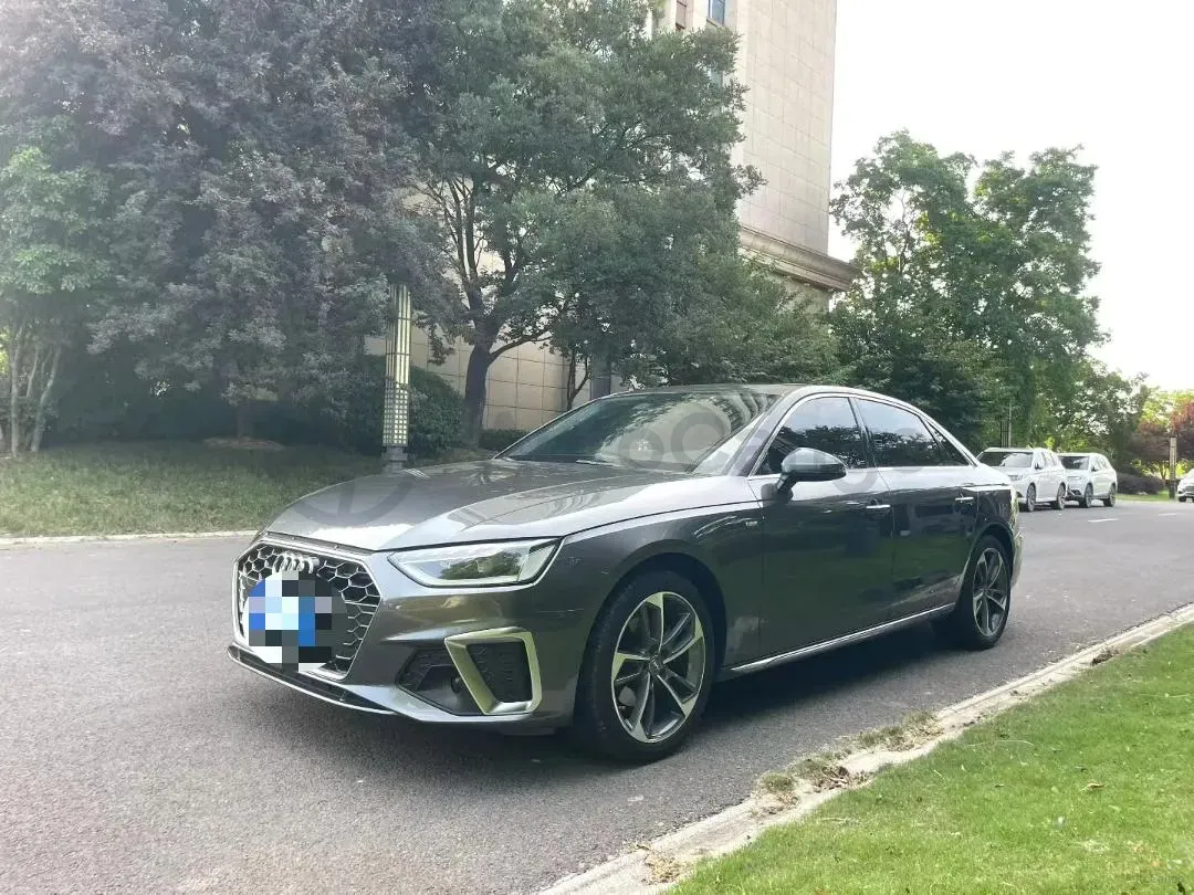 2020 Audi A4L 2.0T 190HP L4 7DCT,autocango,china used car exporter,china ev exporter,chinese used car exporter,chinese used ev exporter