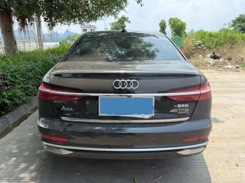 2024 Audi A6L 2.0T 245HP L4 7DCT,autocango,china used car exporter,china ev exporter,chinese used car exporter,chinese used ev exporter
