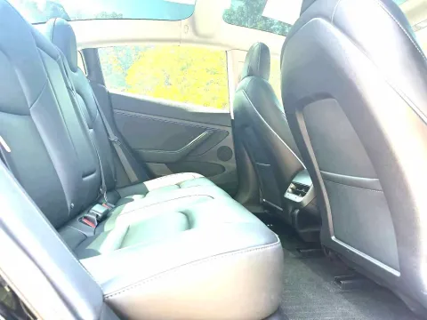 2022 Tesla Model 3 BEV 60KWH
