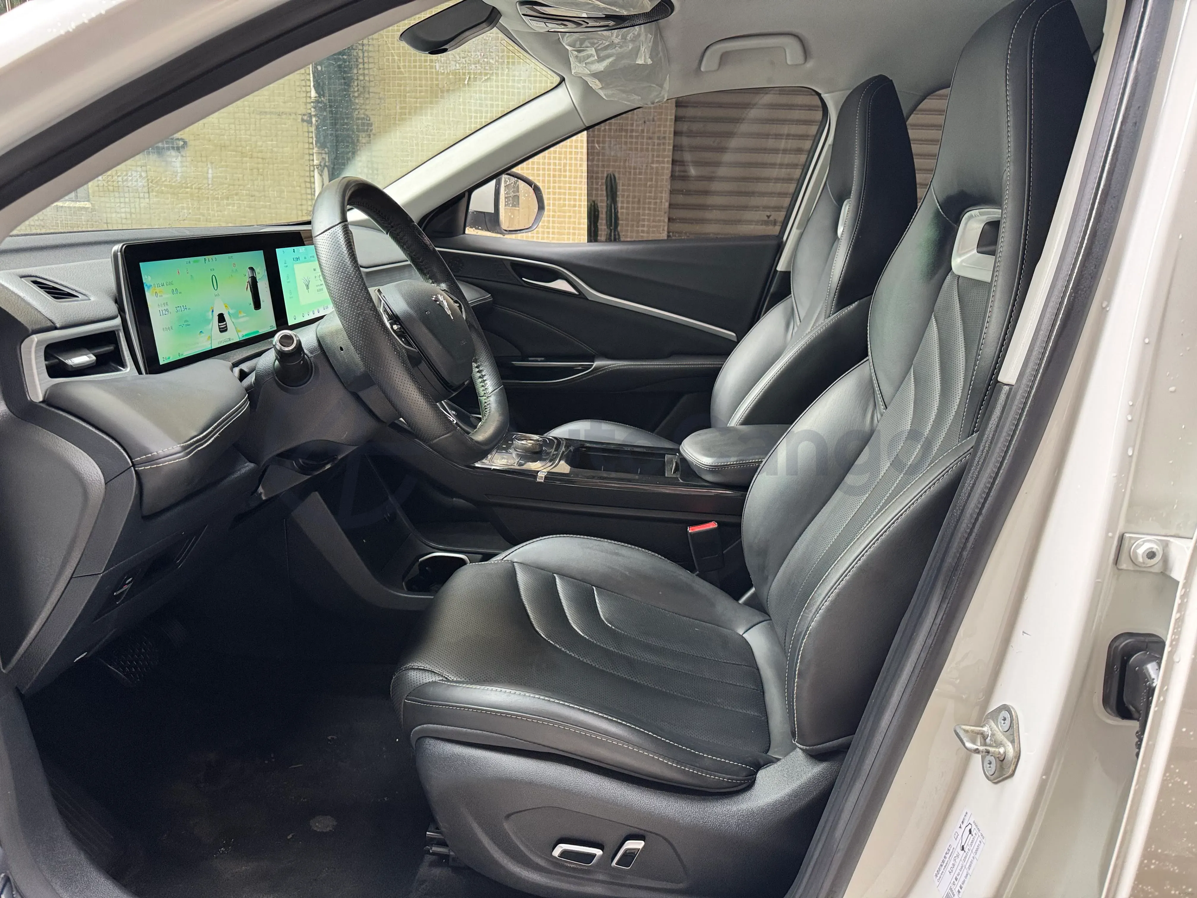 2022 GAC Trumpchi GS3 1.5T 169HP L4 6AT,autocango,china used car exporter,china ev exporter,chinese used car exporter,chinese used ev exporter