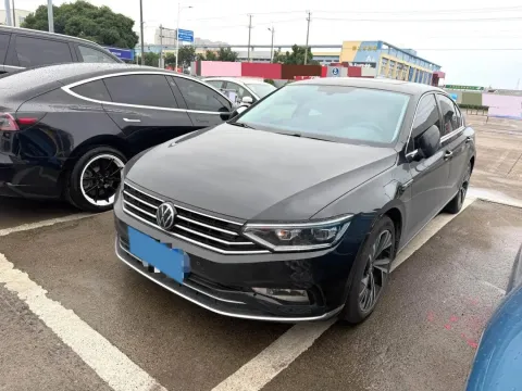 2020 VOLKSWAGEN MAGOTAN,autocango,china used car exporter,china ev exporter,chinese used car exporter,chinese used ev exporter