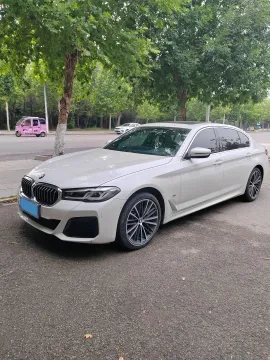 2022 BMW 5 SERIES,autocango,china used car exporter,china ev exporter,chinese used car exporter,chinese used ev exporter