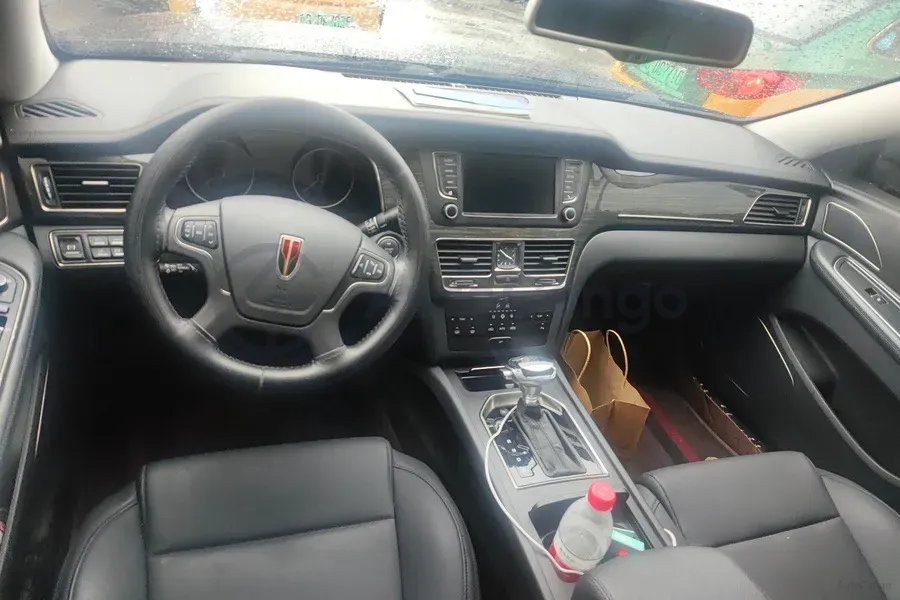 2019 HongQi H7 1.8T 188HP L4 6AT,autocango,china used car exporter,china ev exporter,chinese used car exporter,chinese used ev exporter