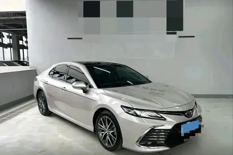 2021 Toyota Camry 2.5L 209HP L4 8AT