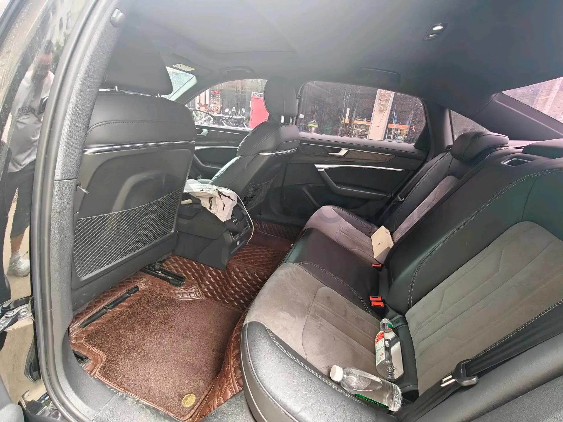 2021 Audi A6L 2.0T 190HP L4 7DCT,autocango,china used car exporter,china ev exporter,chinese used car exporter,chinese used ev exporter