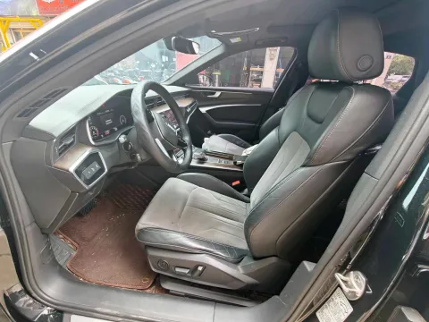 2021 Audi A6L 2.0T 190HP L4 7DCT