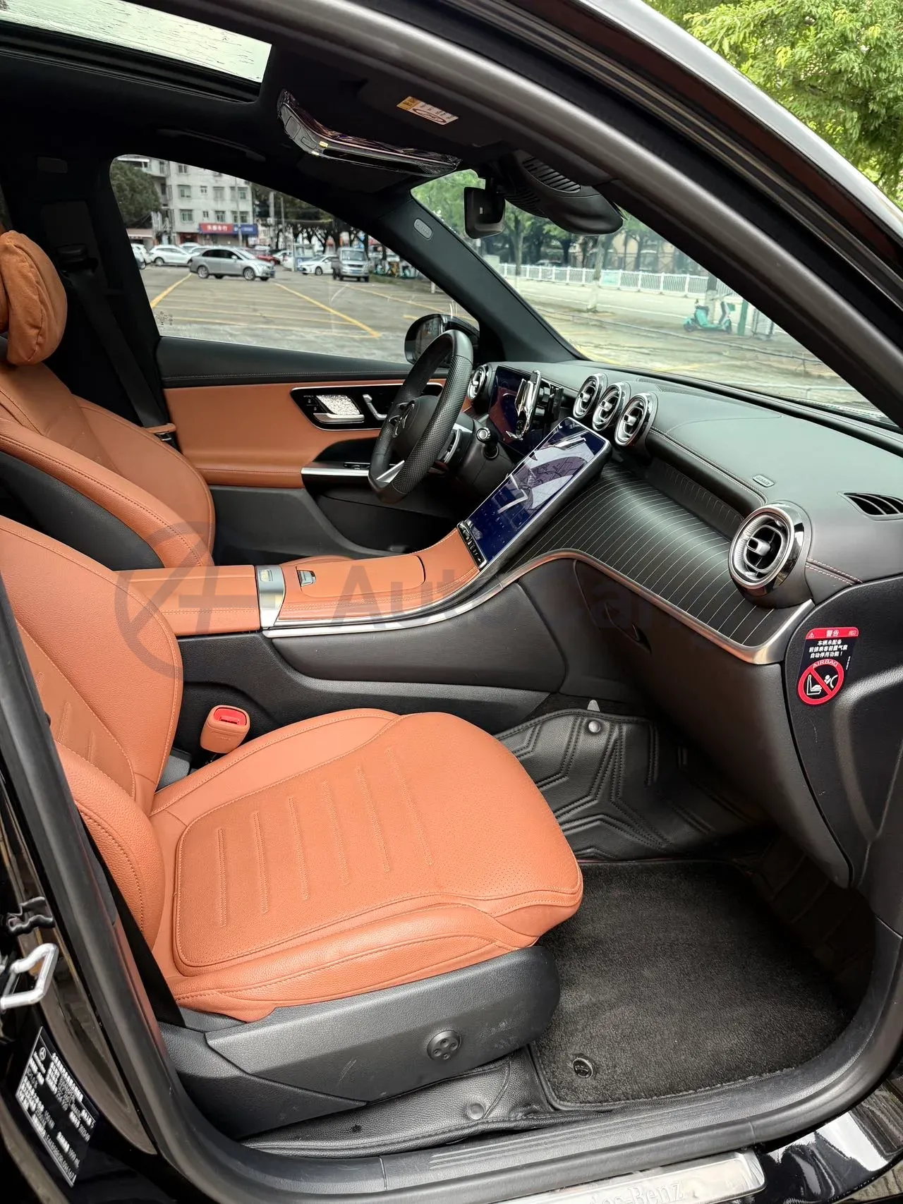 2024 Mercedes-Benz GLC Class 2.0T 204HP L4 9AT,autocango,china used car exporter,china ev exporter,chinese used car exporter,chinese used ev exporter