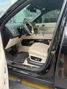 2023 Li L7 Range Extended 154HP REEV 40.9KWH,autocango,china used car exporter,china ev exporter,chinese used car exporter,chinese used ev exporter