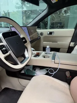 2023 Li L7 Range Extended 154HP REEV 40.9KWH,autocango,china used car exporter,china ev exporter,chinese used car exporter,chinese used ev exporter