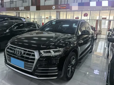 2020 AUDI Q5L,autocango,china used car exporter,china ev exporter,chinese used car exporter,chinese used ev exporter