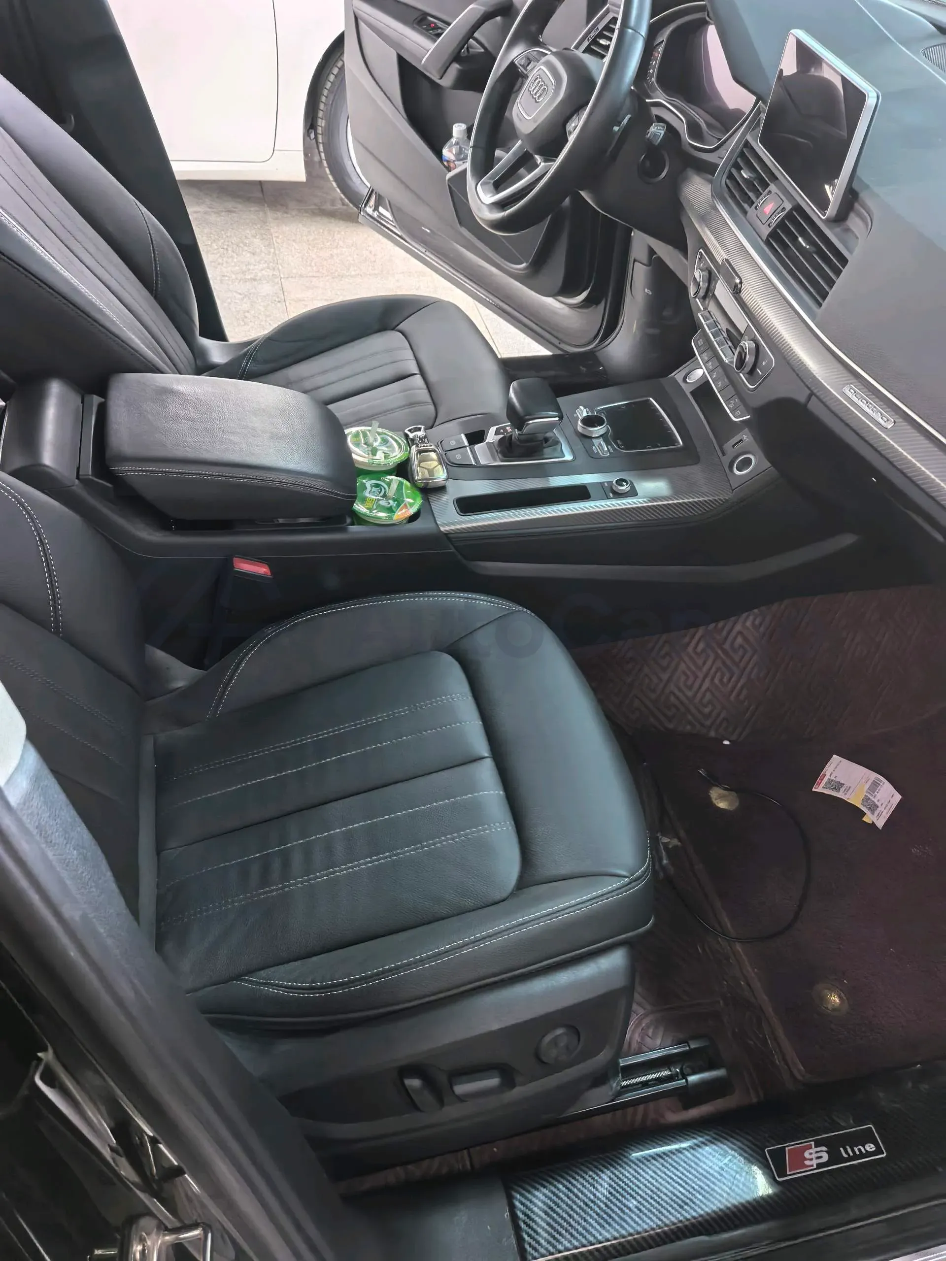 2020 Audi Q5L 2.0T 252HP L4 7DCT,autocango,china used car exporter,china ev exporter,chinese used car exporter,chinese used ev exporter
