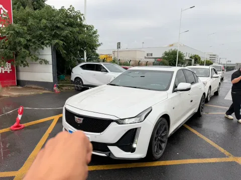2024 CADILLAC CT5,autocango,china used car exporter,china ev exporter,chinese used car exporter,chinese used ev exporter